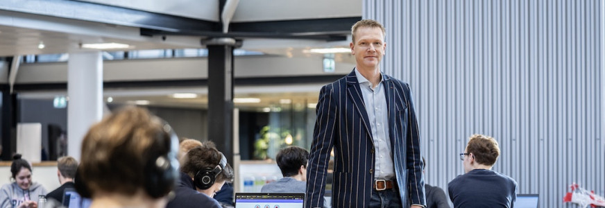 Martin de Vries: "No competition on security"